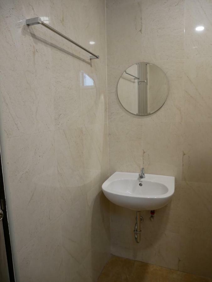 Np House Pratunam 2* 曼谷
